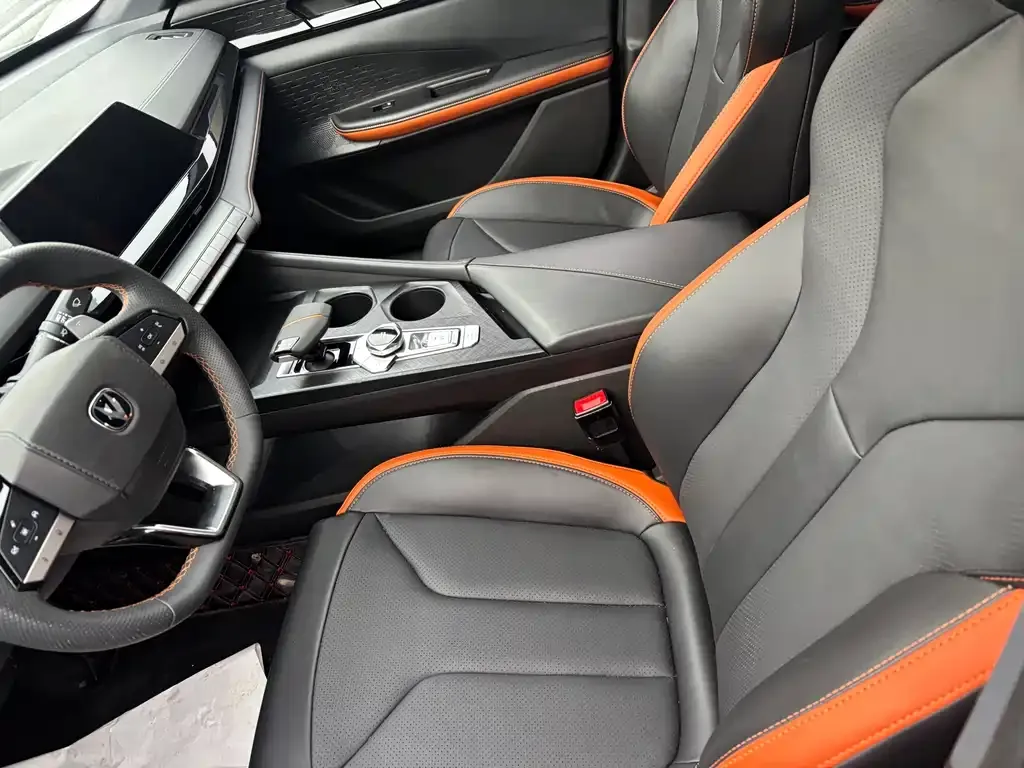 Changan UNI-V 2023 из CN, фото 5