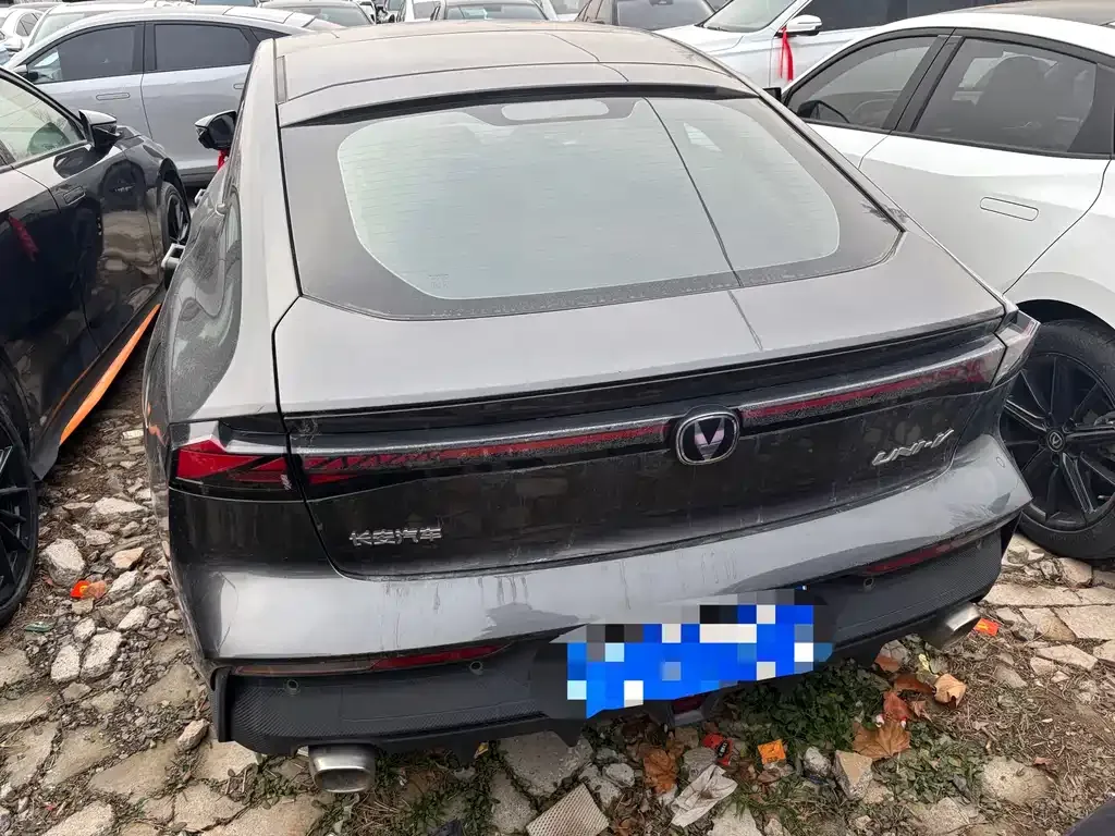 Changan UNI-V 2023 из CN, фото 8