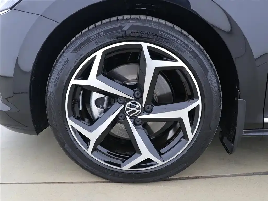 Volkswagen Passat — фото 5