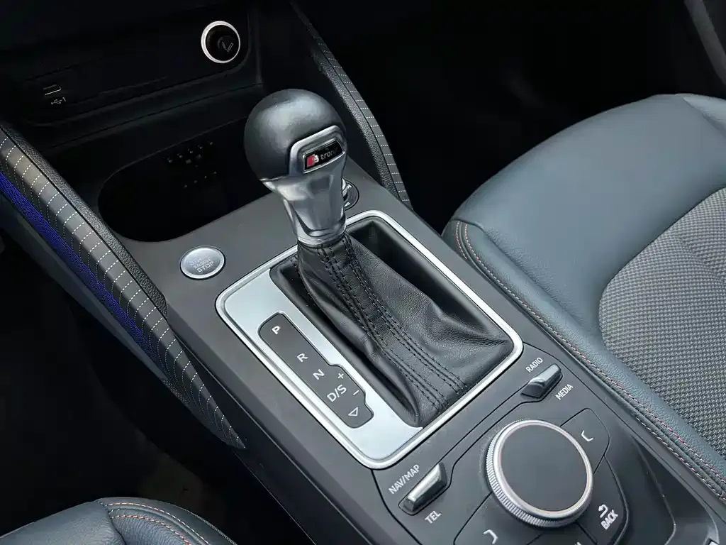 Audi Q2L 2021 из CN, фото 10