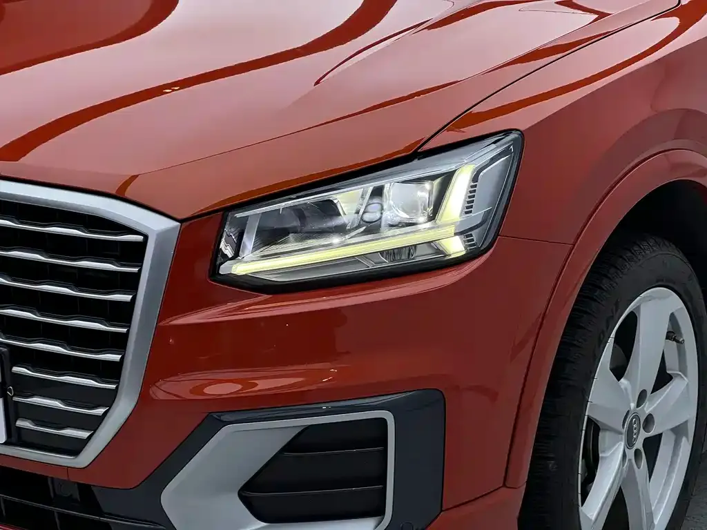 Audi Q2L 2021 из CN, фото 5