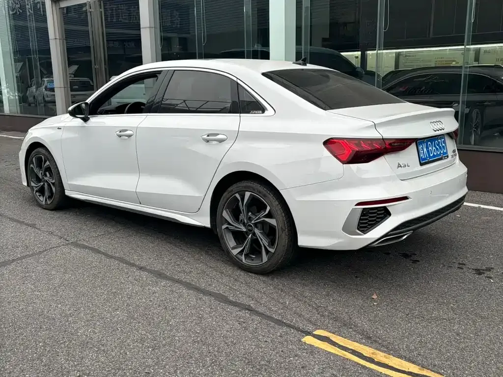 Audi A3 — фото 10