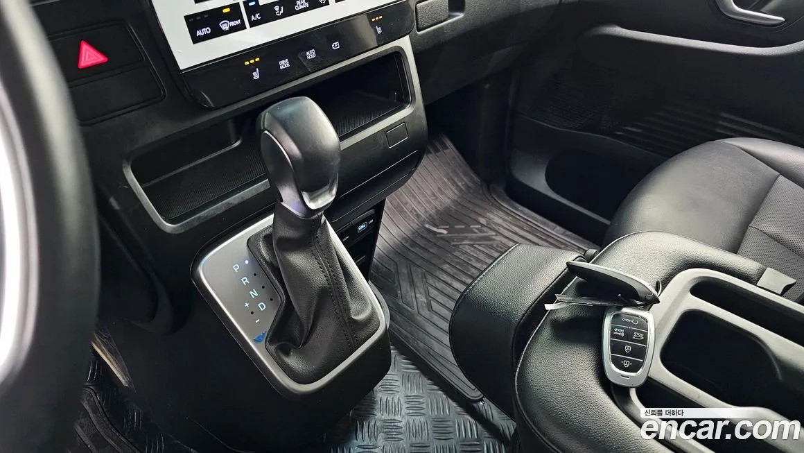 Hyundai Staria — фото 9