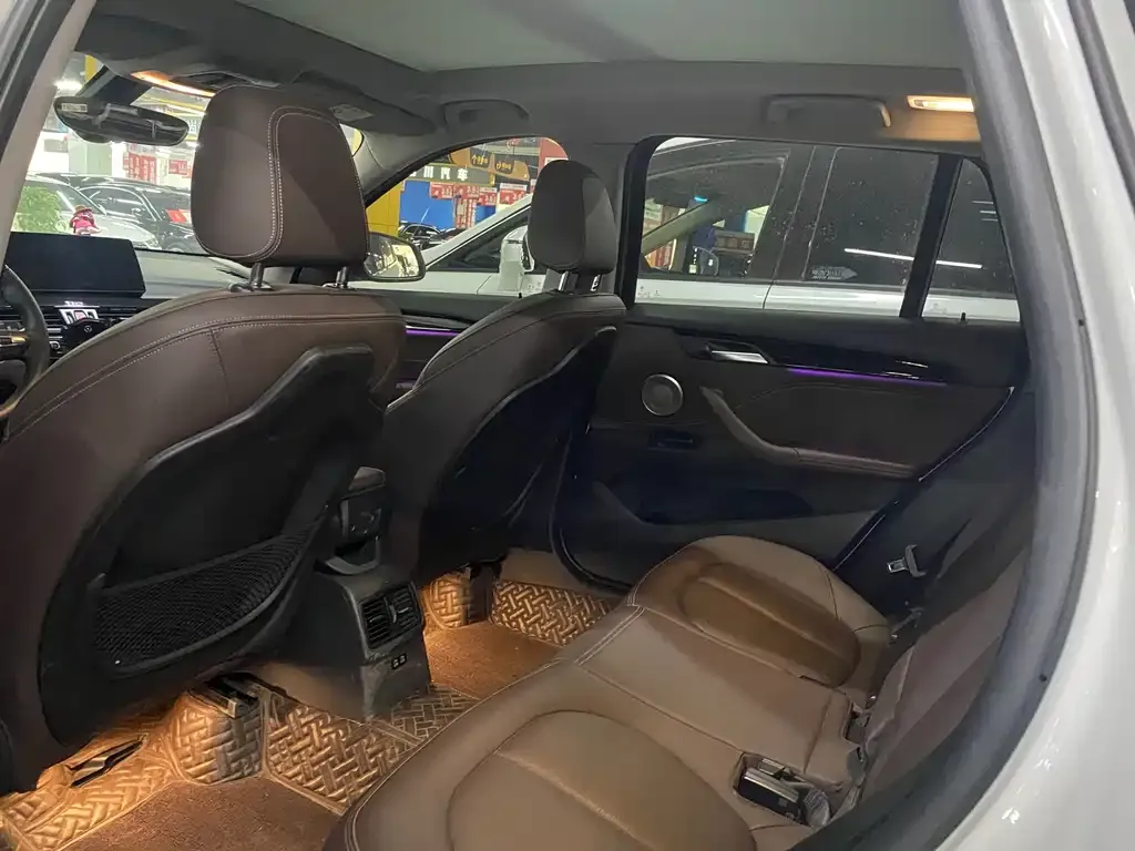 BMW X1 2022 из CN, фото 4