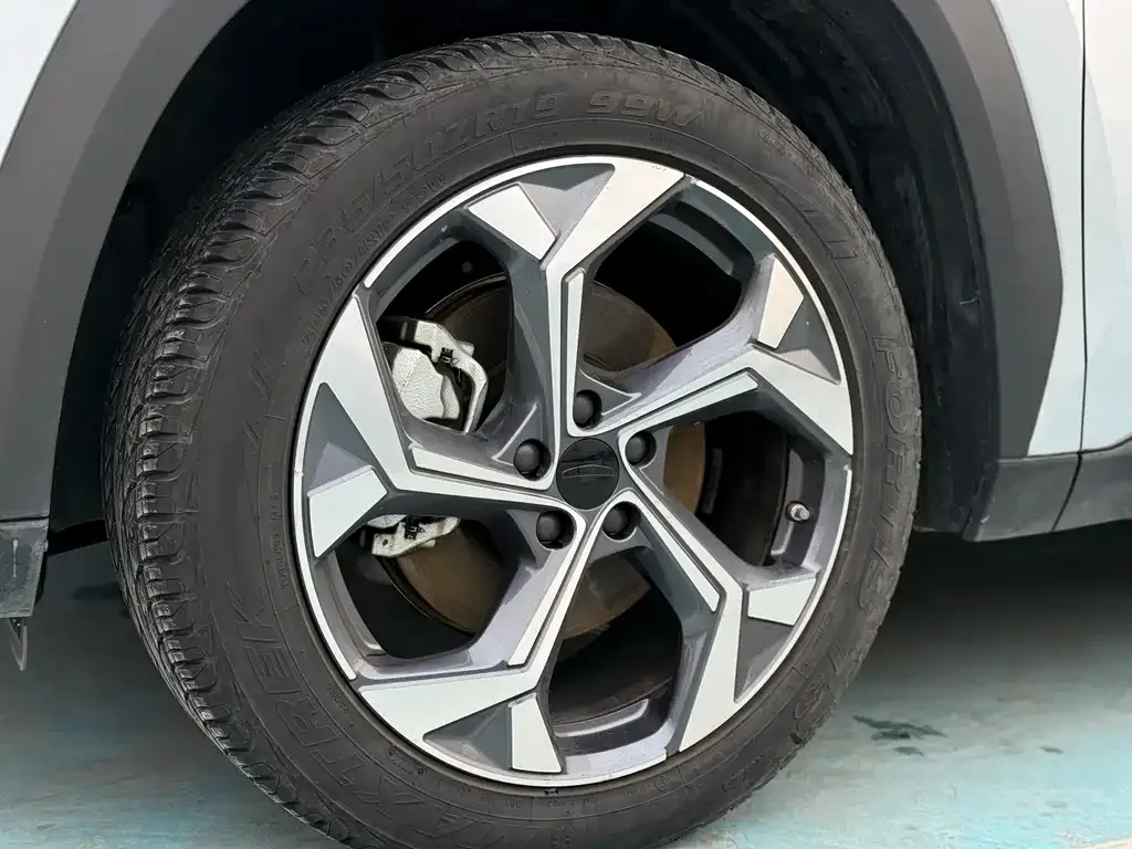 Geely Boyue L 2024 из CN, фото 6