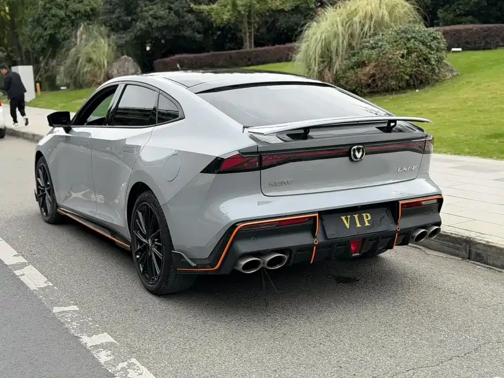 Changan UNI-V 2023 из CN, фото 9