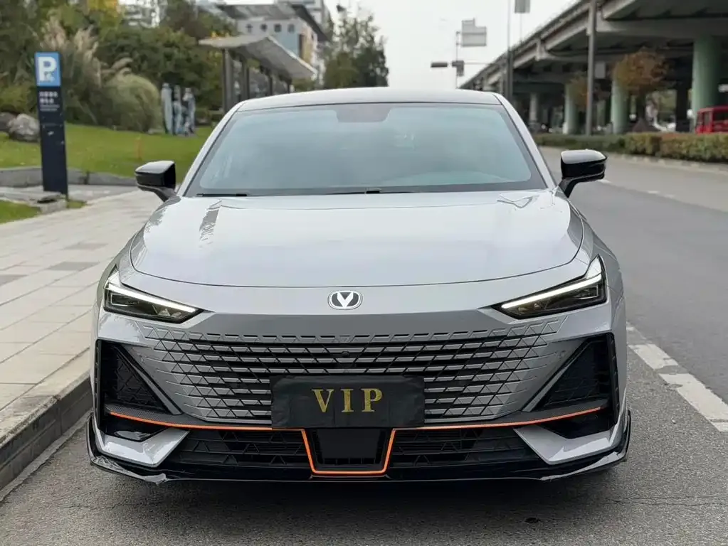 Changan UNI-V 2023 из CN, фото 2