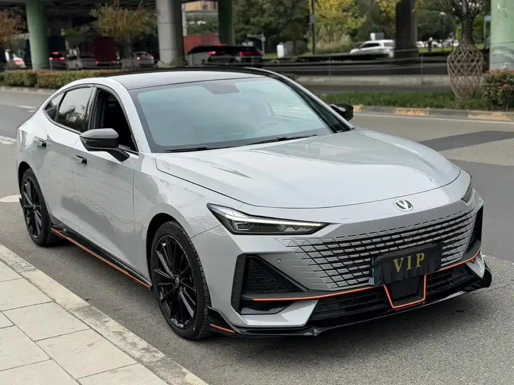 Changan UNI-V 2023 из CN, фото 5