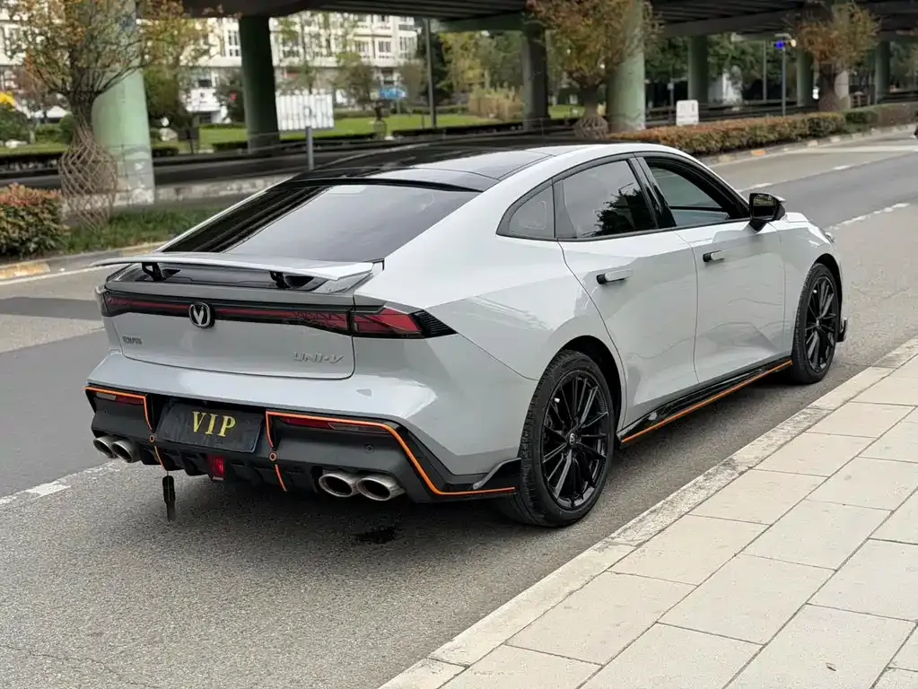 Changan UNI-V 2023 из CN, фото 8