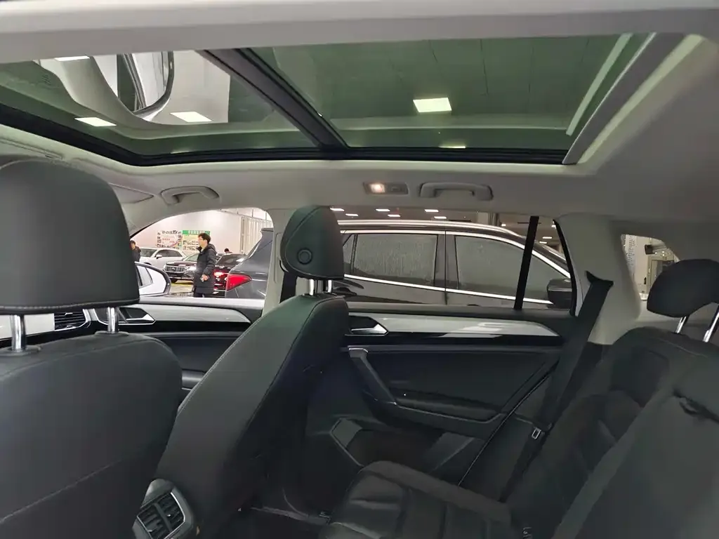 Volkswagen Tayron 2022 из CN, фото 2