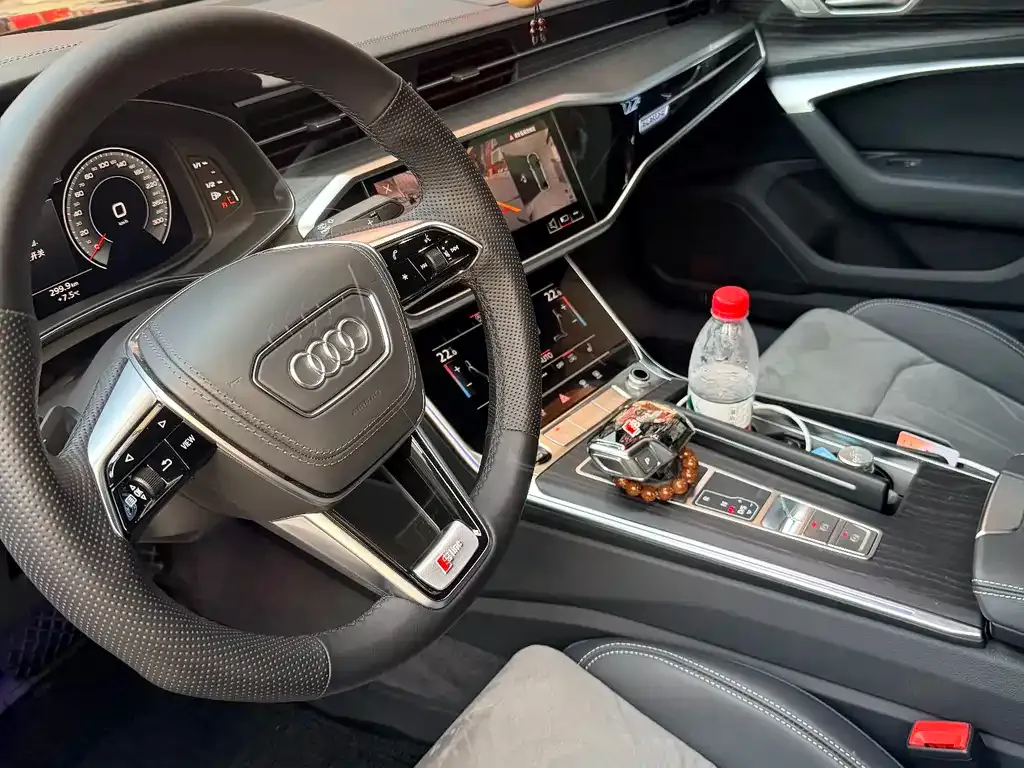 Audi A6L — фото 6