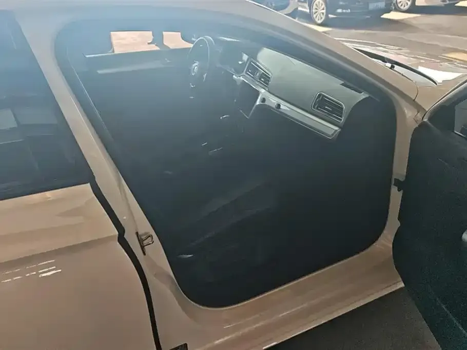 Volkswagen Lamando 2021 из CN, фото 8