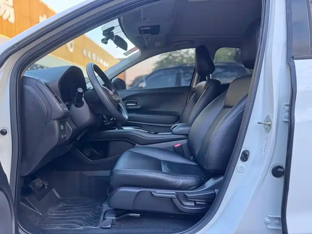 Honda Vezel 2022 из CN, фото 4