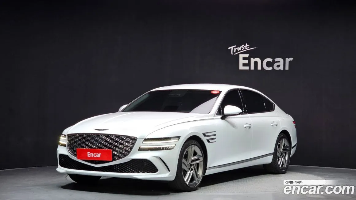 Genesis G80 — фото 1