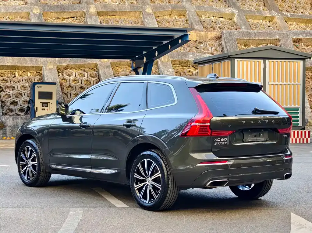Volvo XC60 2021 из CN, фото 10