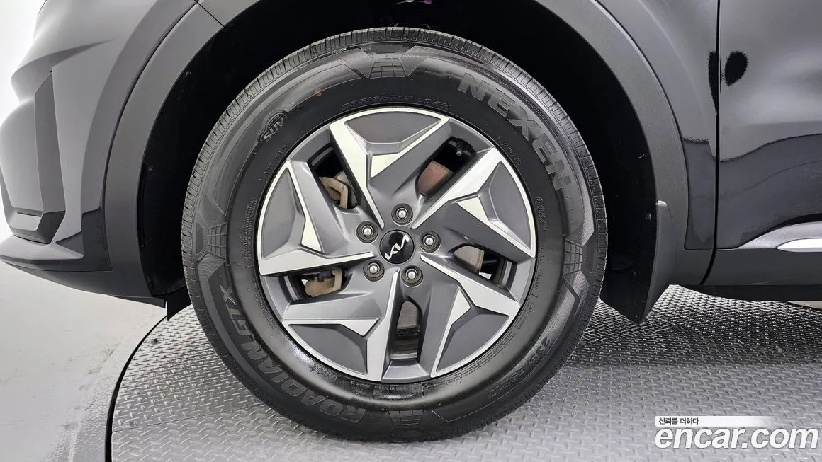 Kia Sorento — фото 5