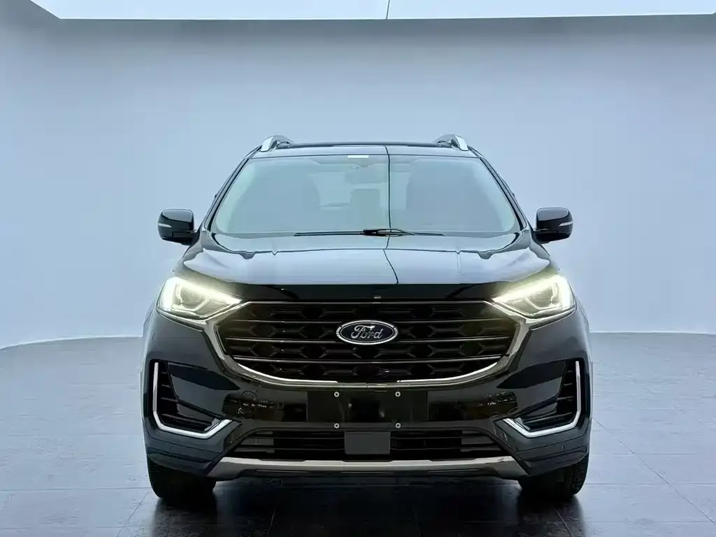 Ford Edge — фото 2