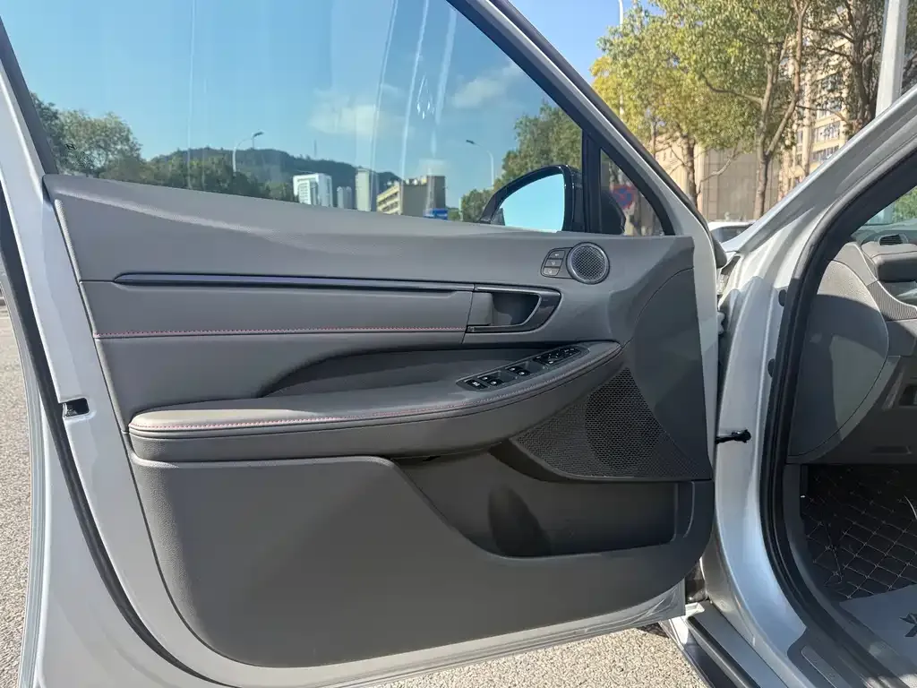 Hyundai Sonata 2024 из CN, фото 4