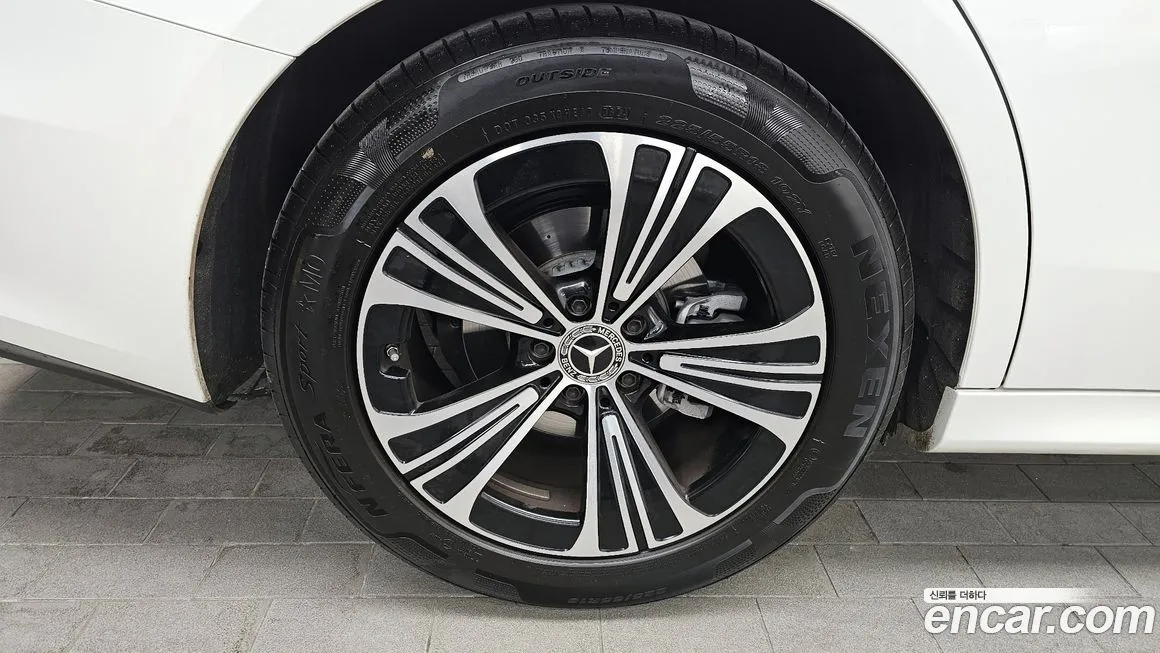 Mercedes-Benz E-Class 2024 из KR, фото 5