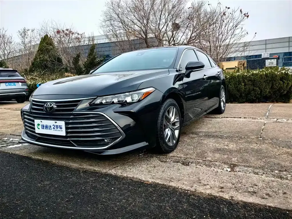 Toyota Avalon 2021 из CN, фото 1