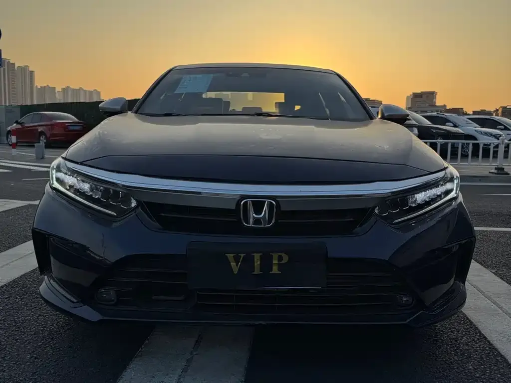 Honda Inspire — фото 1