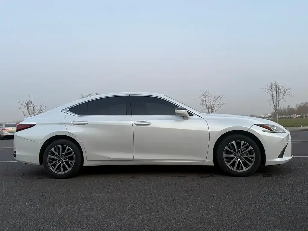 Lexus ES 2024 из CN, фото 10