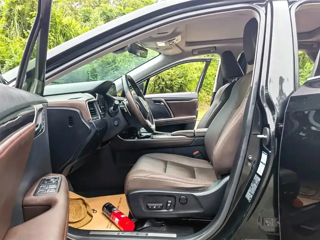 Lexus RX — фото 2
