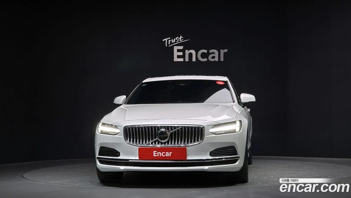 Volvo S90 2023 из KR, фото 3