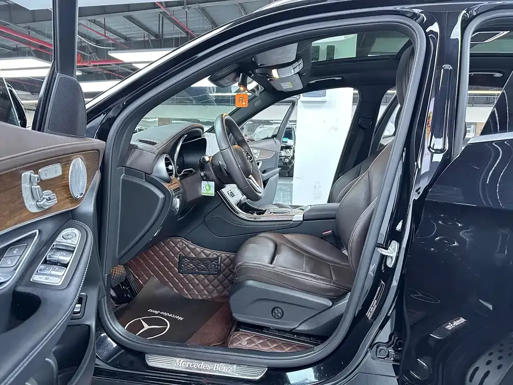 Mercedes-Benz GLC 2021 из CN, фото 4