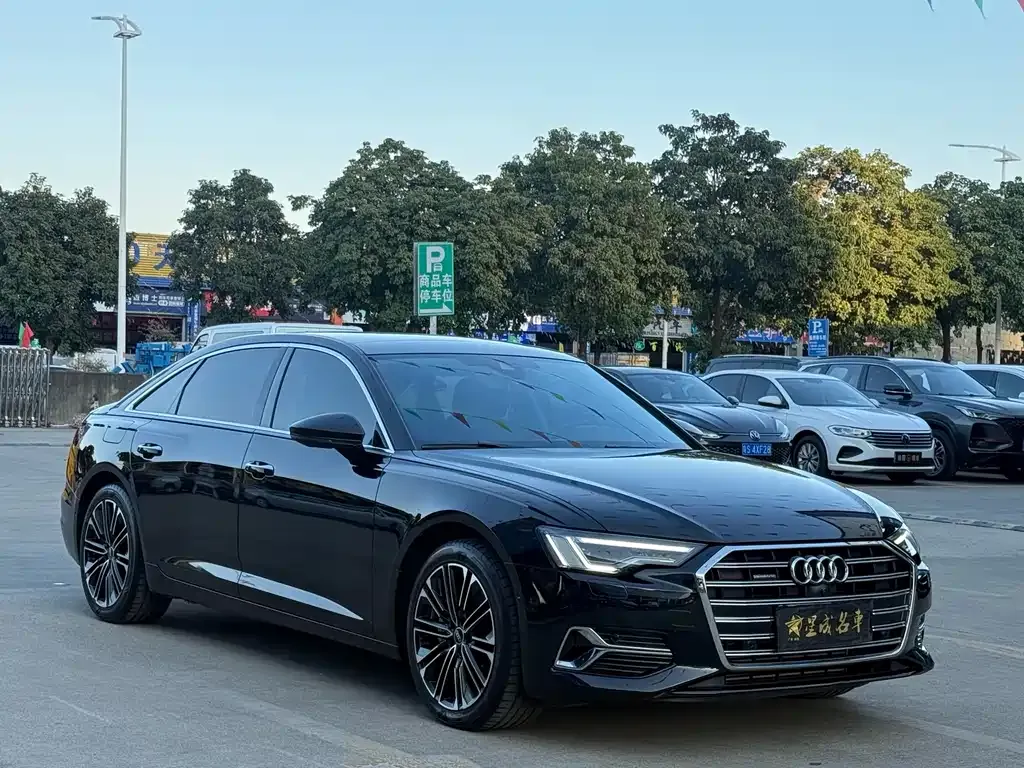 Audi A6L — фото 6