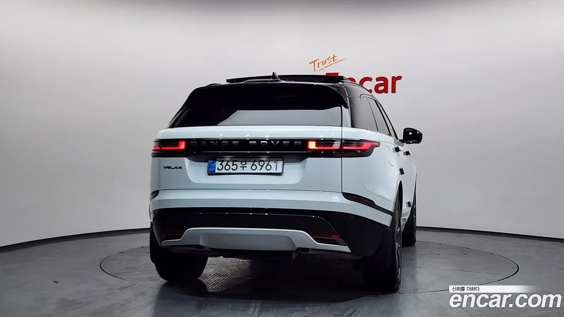 Land Rover Range Rover Velar 2025 из KR, фото 4