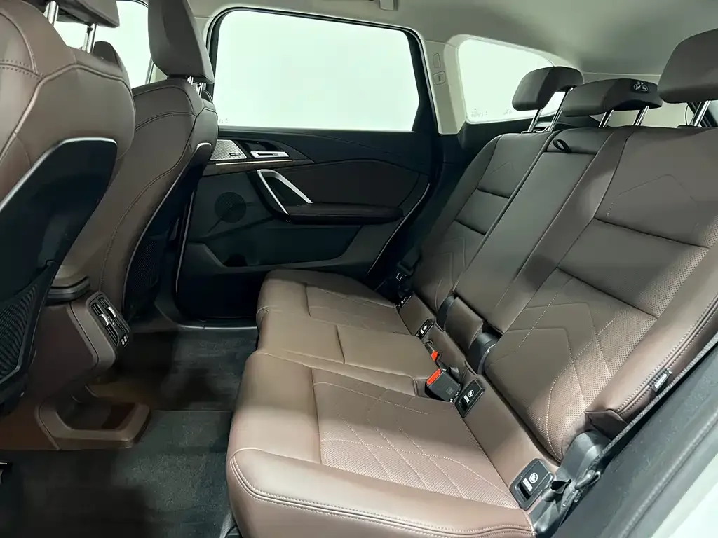 BMW X1 2025 из CN, фото 8