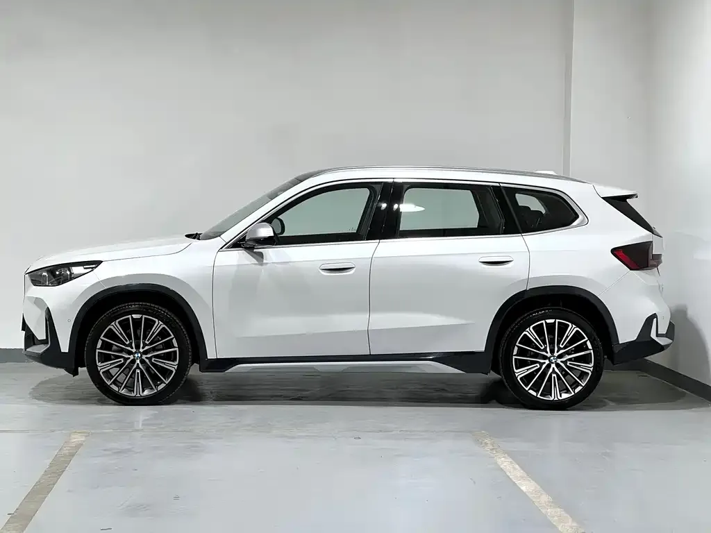 BMW X1 2025 из CN, фото 6