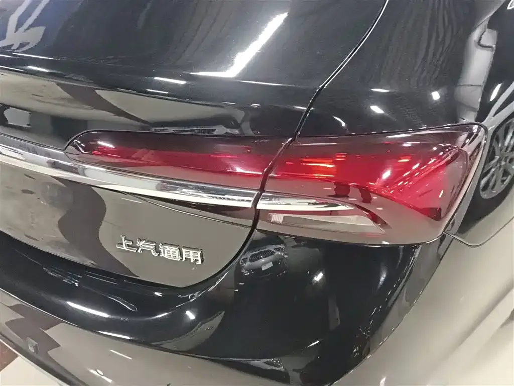 Buick LaCrosse 2021 из CN, фото 3