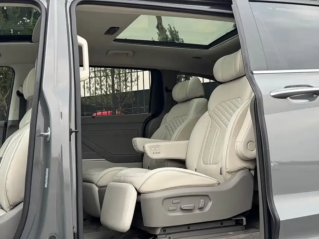Hyundai Custo — фото 8