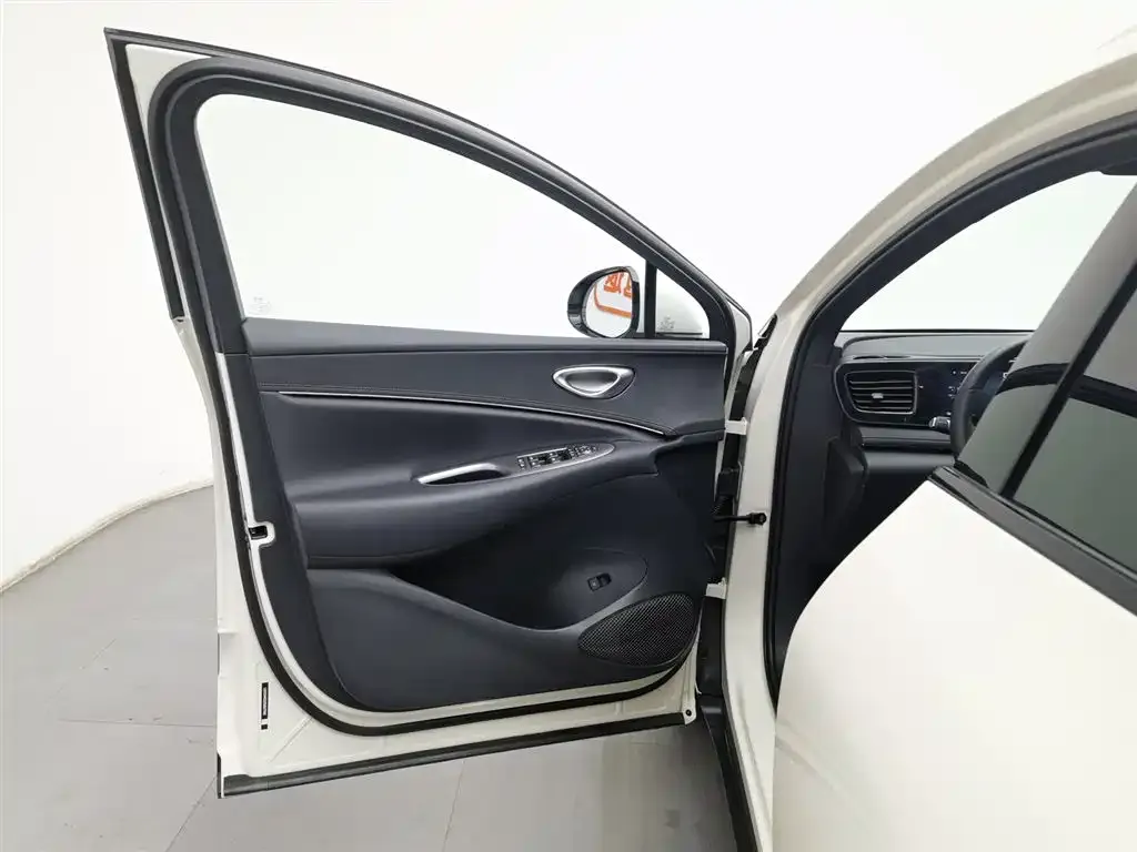 BYD Hiace 06 2025 из CN, фото 6
