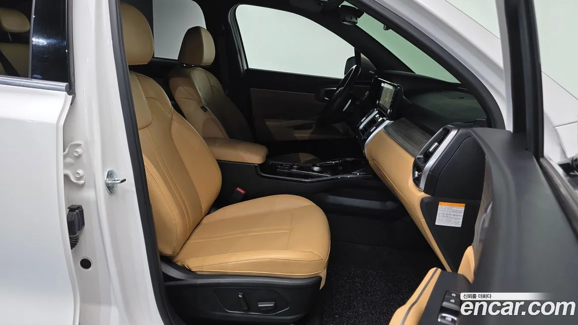 Kia Sorento — фото 6