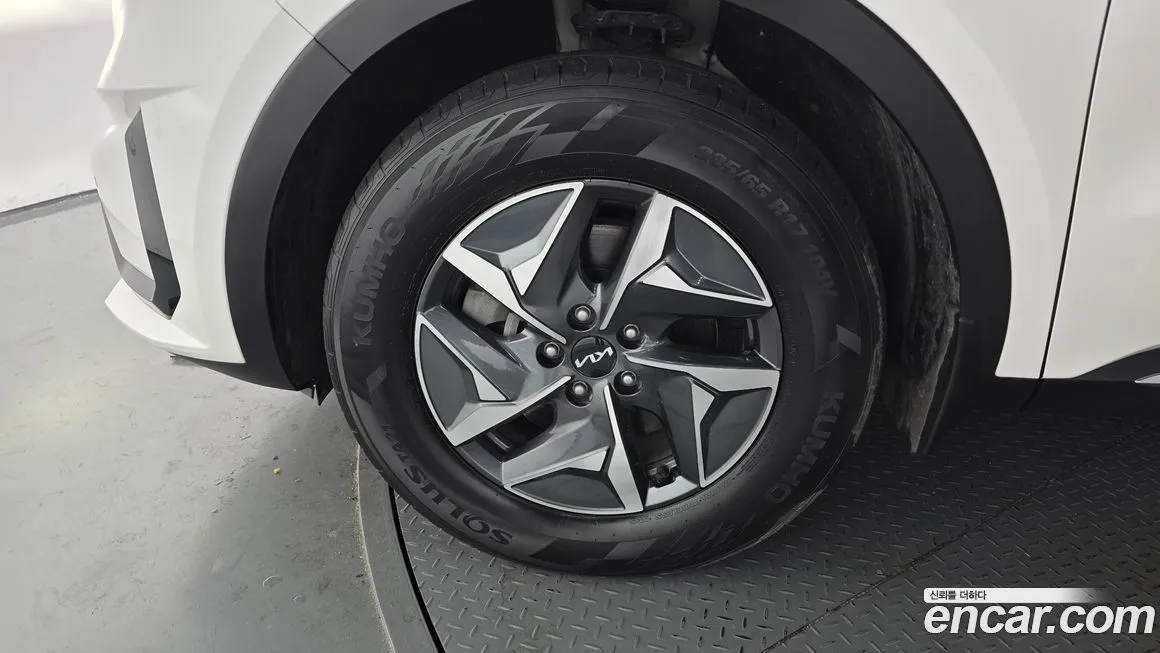 Kia Sorento — фото 8