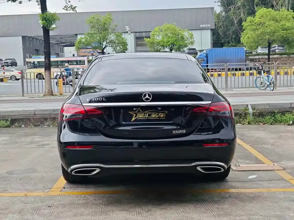 Mercedes-Benz E-Class 2022 из CN, фото 2