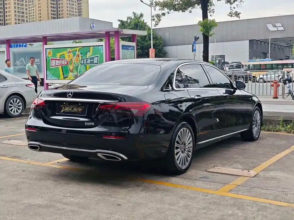Mercedes-Benz E-Class 2022 из CN, фото 7