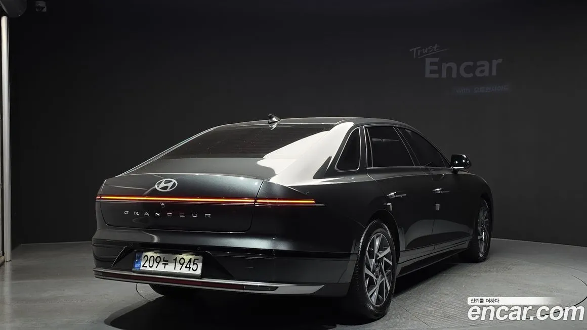 Hyundai Grandeur 2023 из KR, фото 3