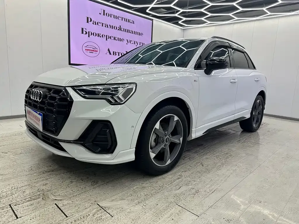 Audi Q3 2021 из CN, фото 1