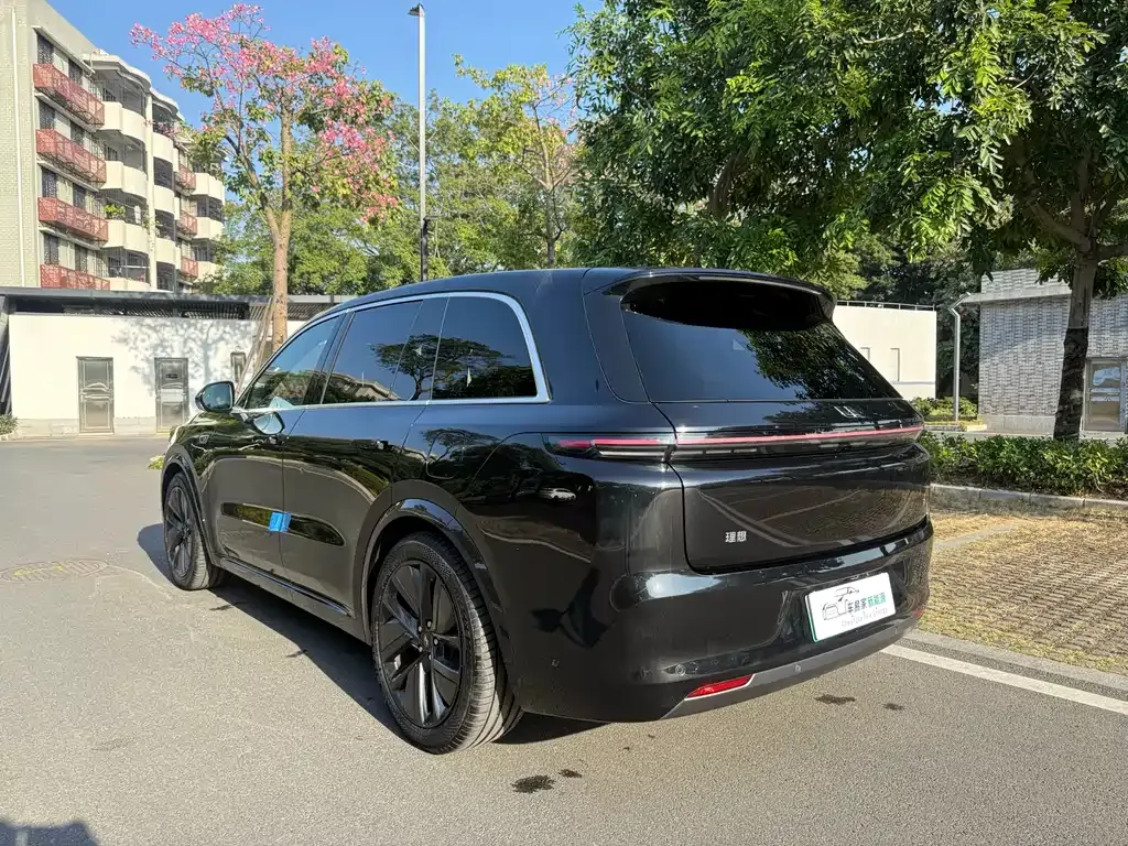 Li Auto L8 2024 из CN, фото 8