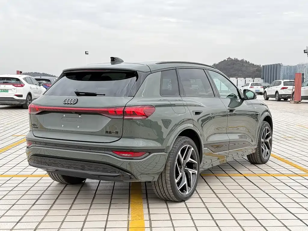 Audi Q6L e-tron 2025 из CN, фото 4