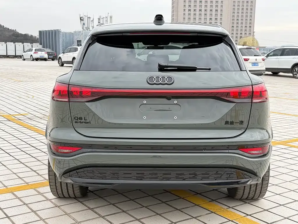 Audi Q6L e-tron 2025 из CN, фото 7