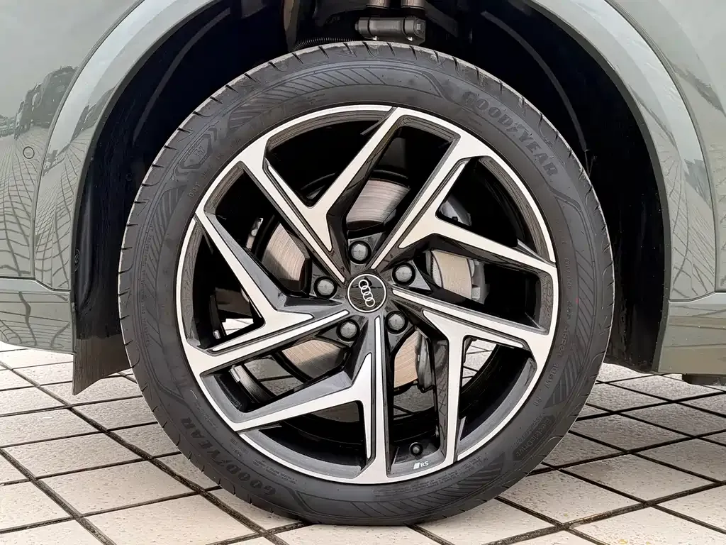 Audi Q6L e-tron 2025 из CN, фото 10
