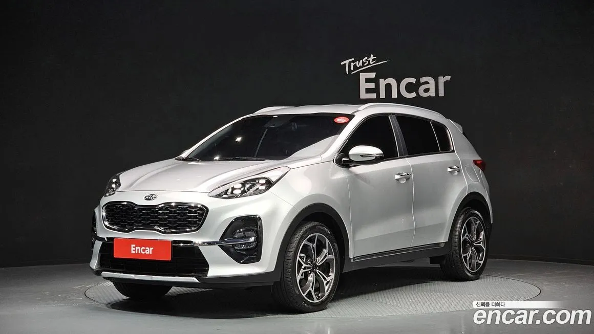Kia Sportage — фото 1