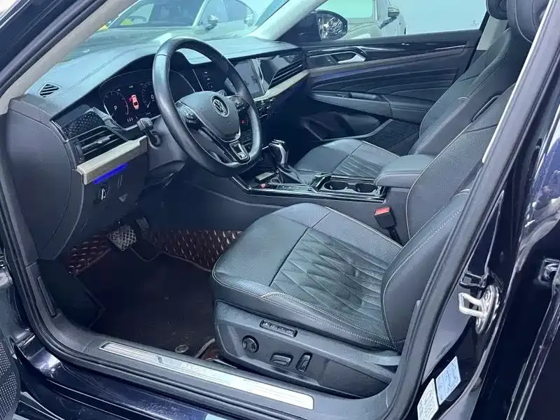 Volkswagen Passat — фото 7
