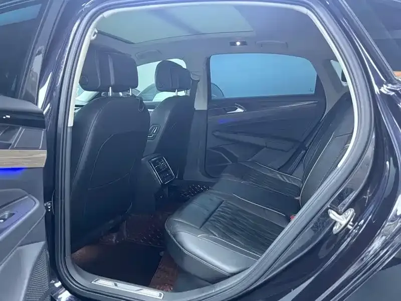 Volkswagen Passat — фото 2