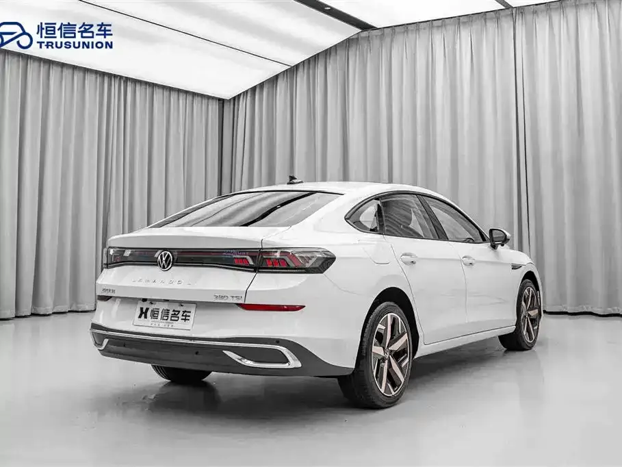 Volkswagen Lamando 2024 из CN, фото 7